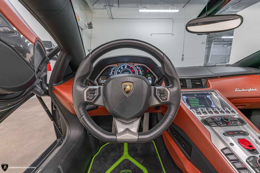 Used 2015 Lamborghini Aventador LP 700-4 AWD/4WD image 35