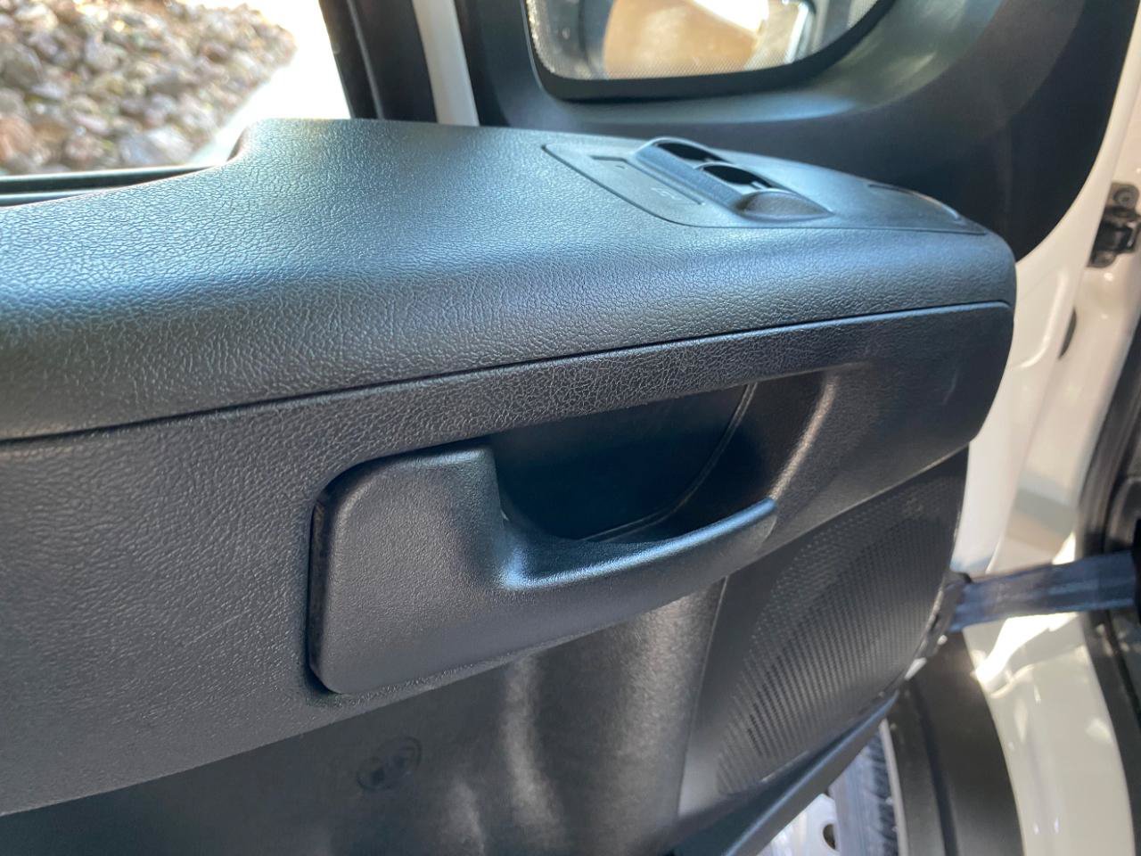 Used 2025 RAM ProMaster 2500 w/ U-Haul Equipment Group FWD image 22
