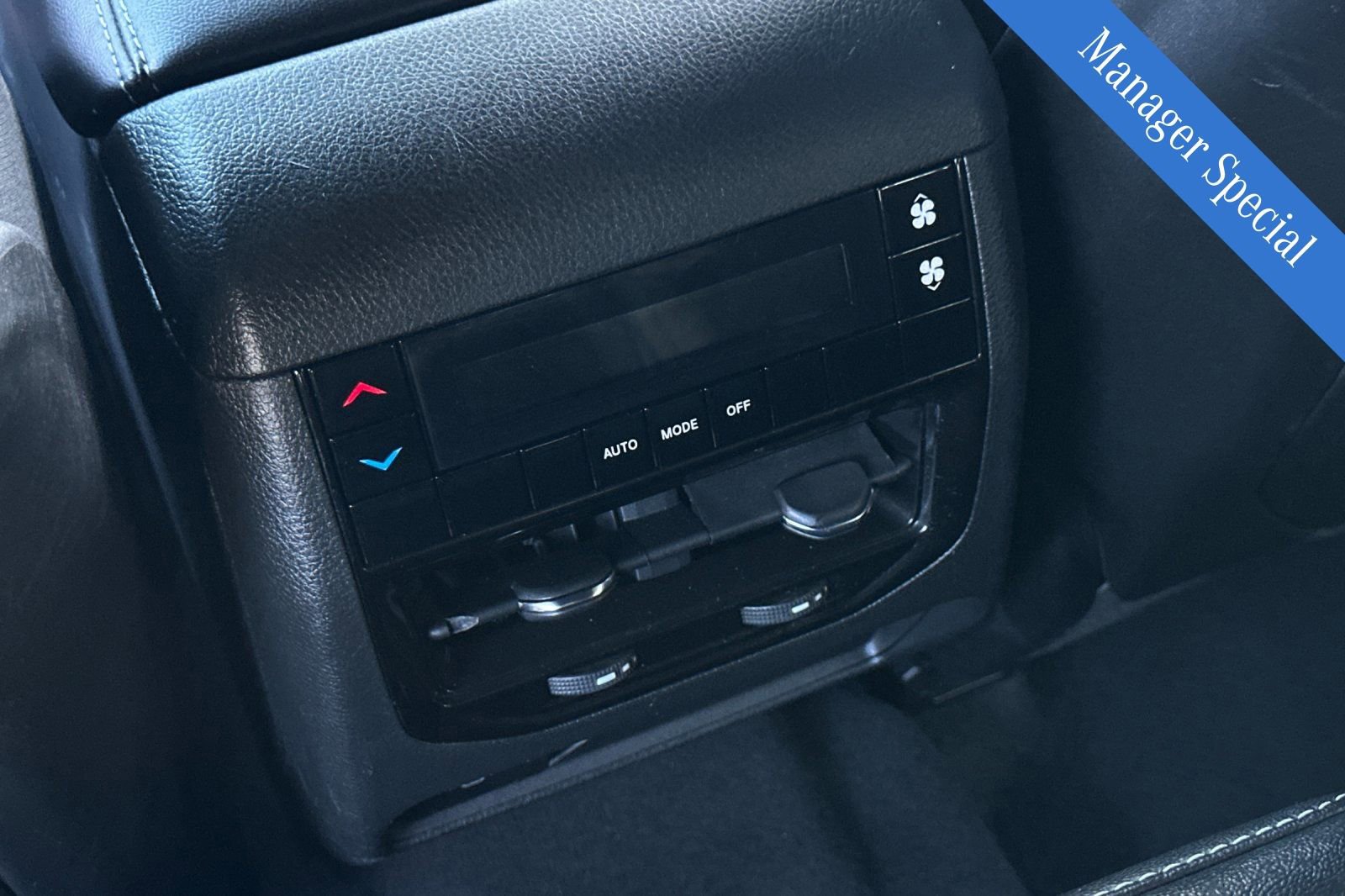 Used 2024 Jeep Grand Cherokee L Laredo image 22