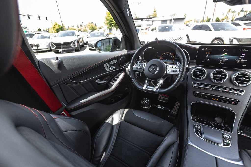 Used 2022 Mercedes-Benz GLC 43 AMG 4MATIC image 19