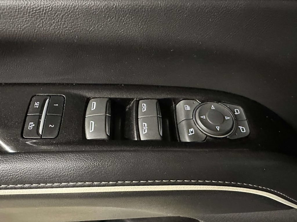 Used 2022 Cadillac Escalade ESV Sport w/ Touring Package AWD/4WD image 18