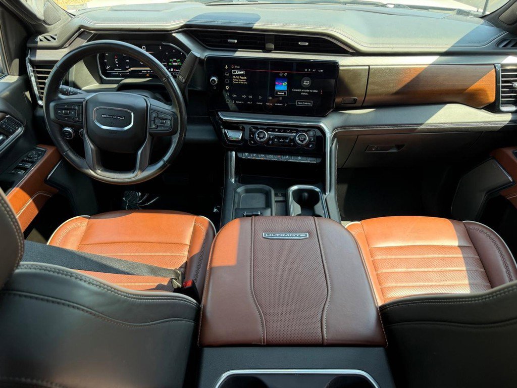 Used 2024 GMC Sierra 2500 Denali Ultimate image 11