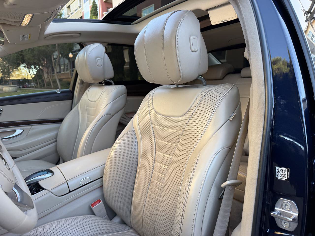 Used 2019 Mercedes-Benz S 560 Sedan image 32