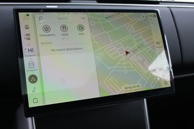 New 2026 Land Rover Range Rover Long Wheelbase SE image 18