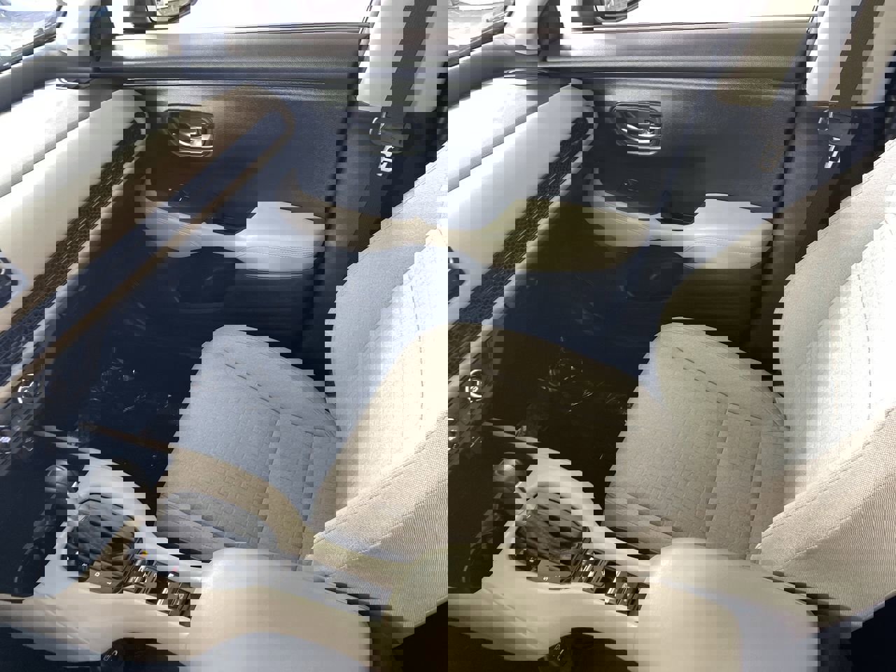 Used 2024 Honda HR-V LX image 21