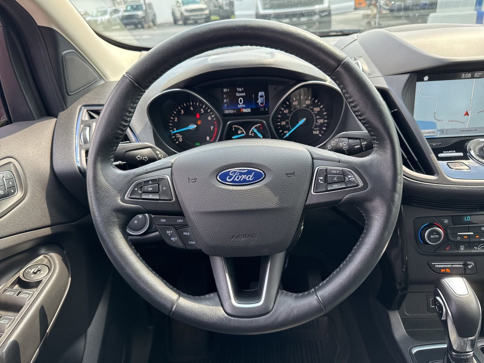 Used 2019 Ford Escape Titanium AWD/4WD image 24