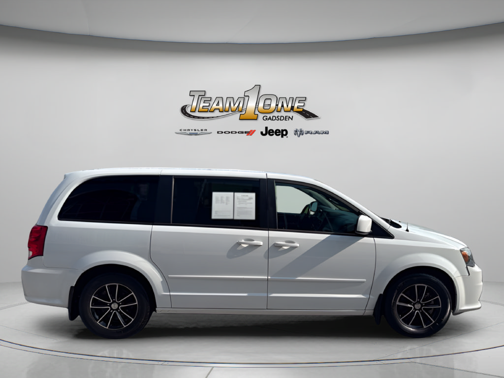 Used 2016 Dodge Grand Caravan SE FWD image 9