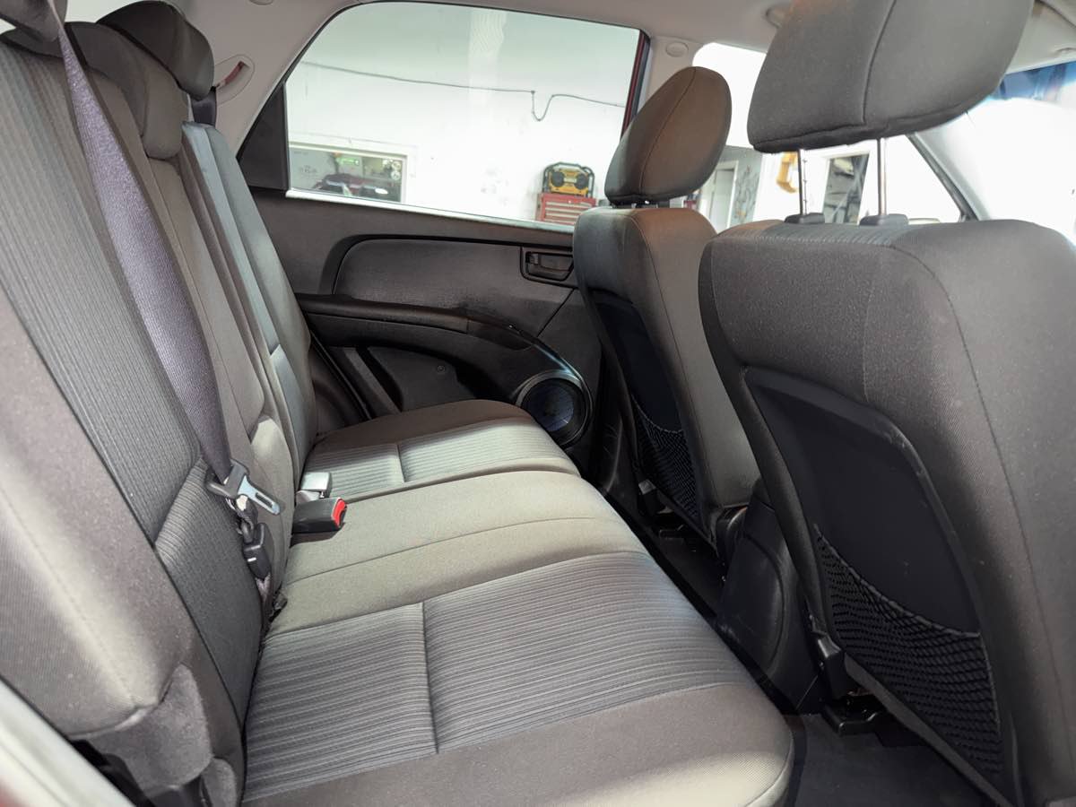 Used 2009 Kia Sportage LX FWD image 22