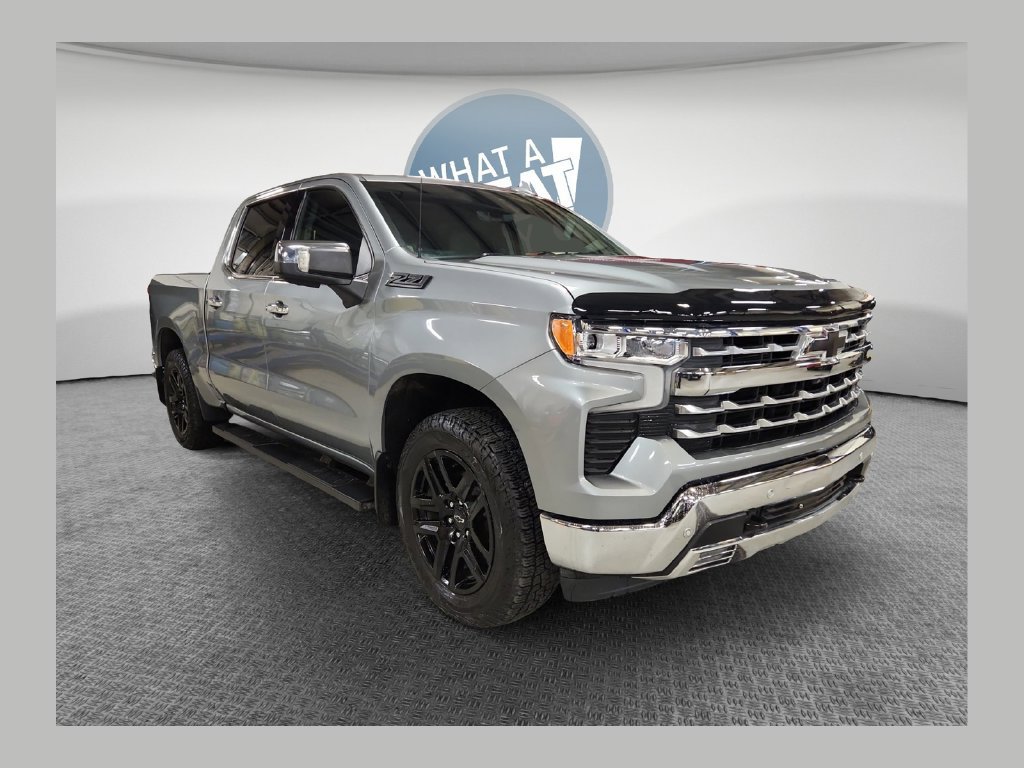 Used 2023 Chevrolet Silverado 1500 LTZ w/ Technology Package AWD/4WD image 1