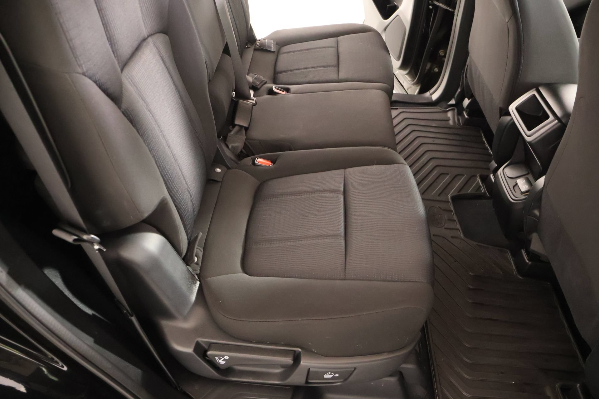 Used 2021 Subaru Ascent 8-Passenger AWD/4WD image 14