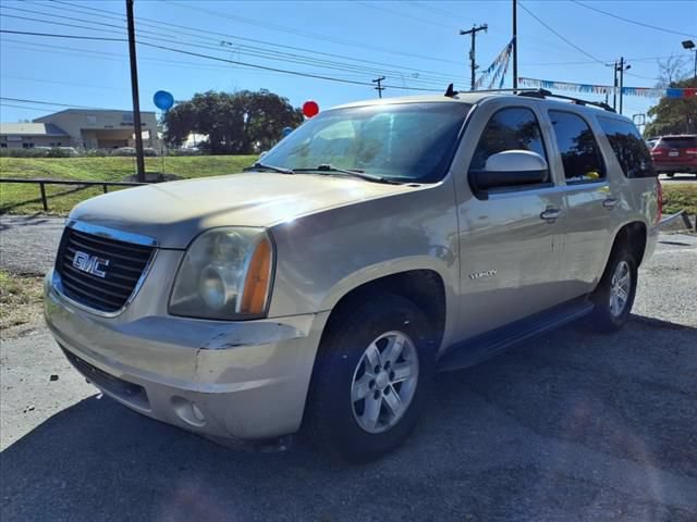 Used 2010 GMC Yukon SLE w/ SLE-2 Equipment Package RWD image 5