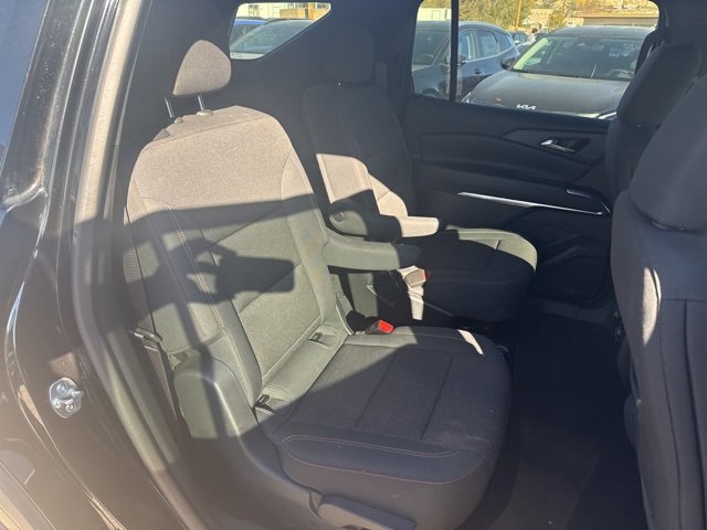 Used 2024 Chevrolet Traverse Z71 image 9