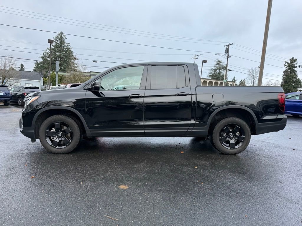 Certified 2025 Honda Ridgeline Black Edition image 5