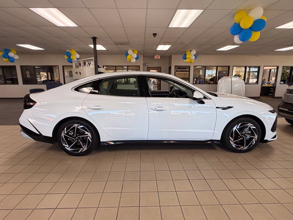 Certified 2026 Hyundai Sonata SEL FWD image 5