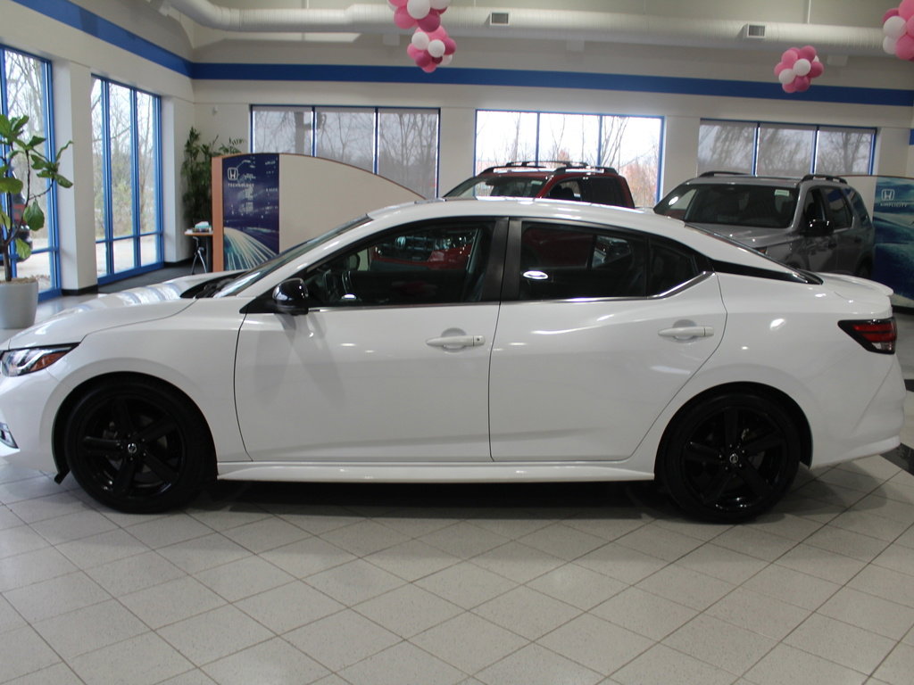 Used 2022 Nissan Sentra SR w/ SR Premium Package image 8