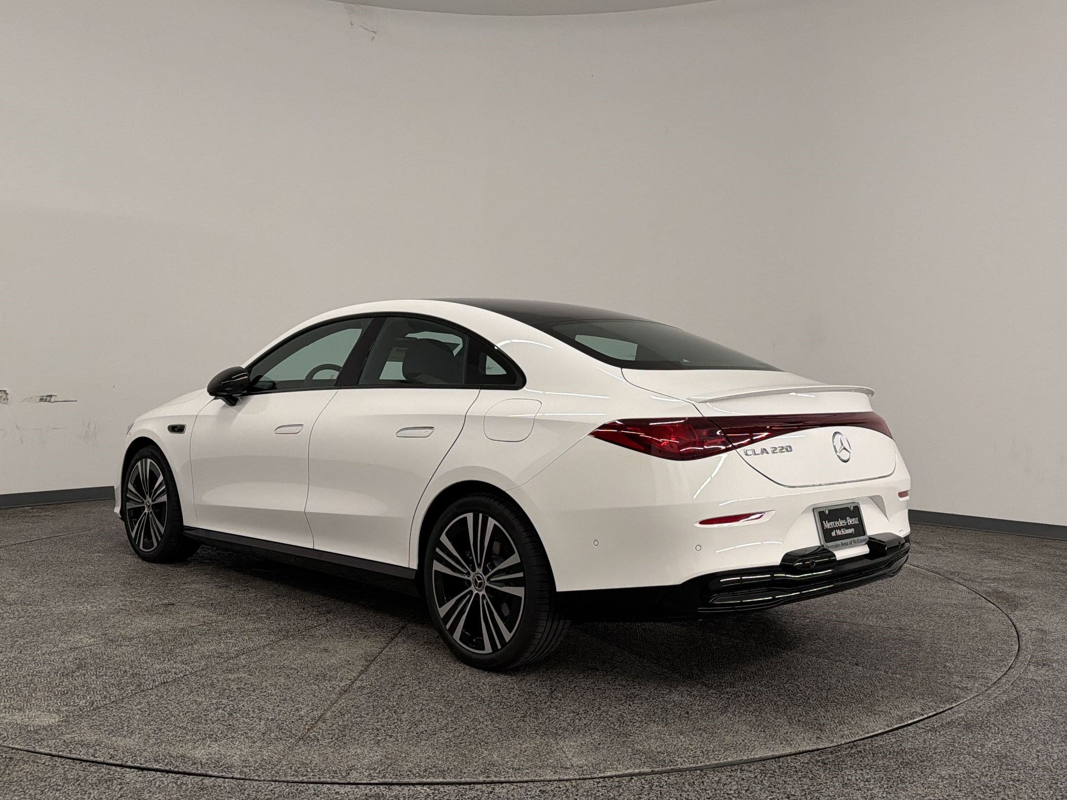 Used 2027 Mercedes-Benz CLA 220 image 3