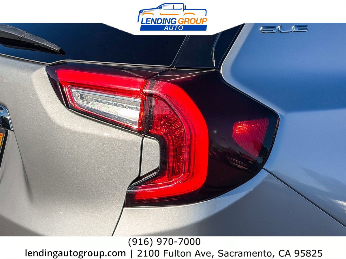 Used 2022 GMC Terrain SLE image 8