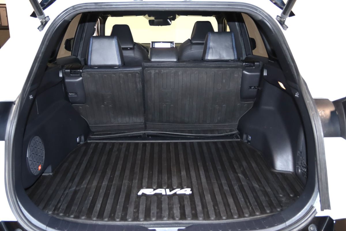 Used 2020 Toyota RAV4 XSE AWD/4WD image 62