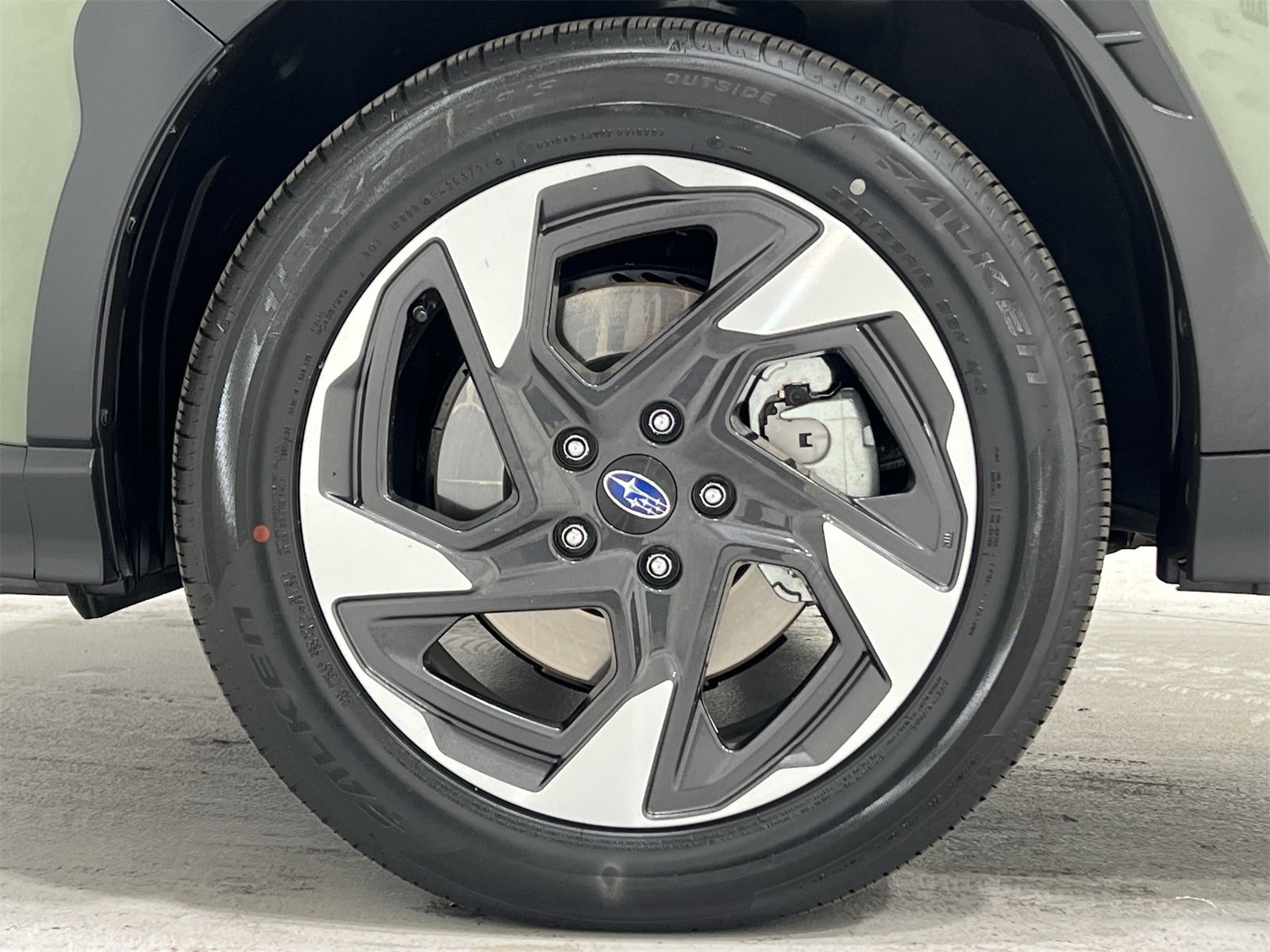 Certified 2025 Subaru Crosstrek 2.5i Limited w/ Crosstrek Mirror Package image 10