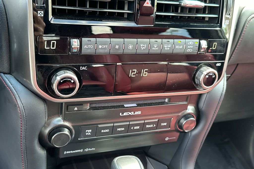 Used 2023 Lexus GX 460 Premium w/ Premium Package AWD/4WD image 25