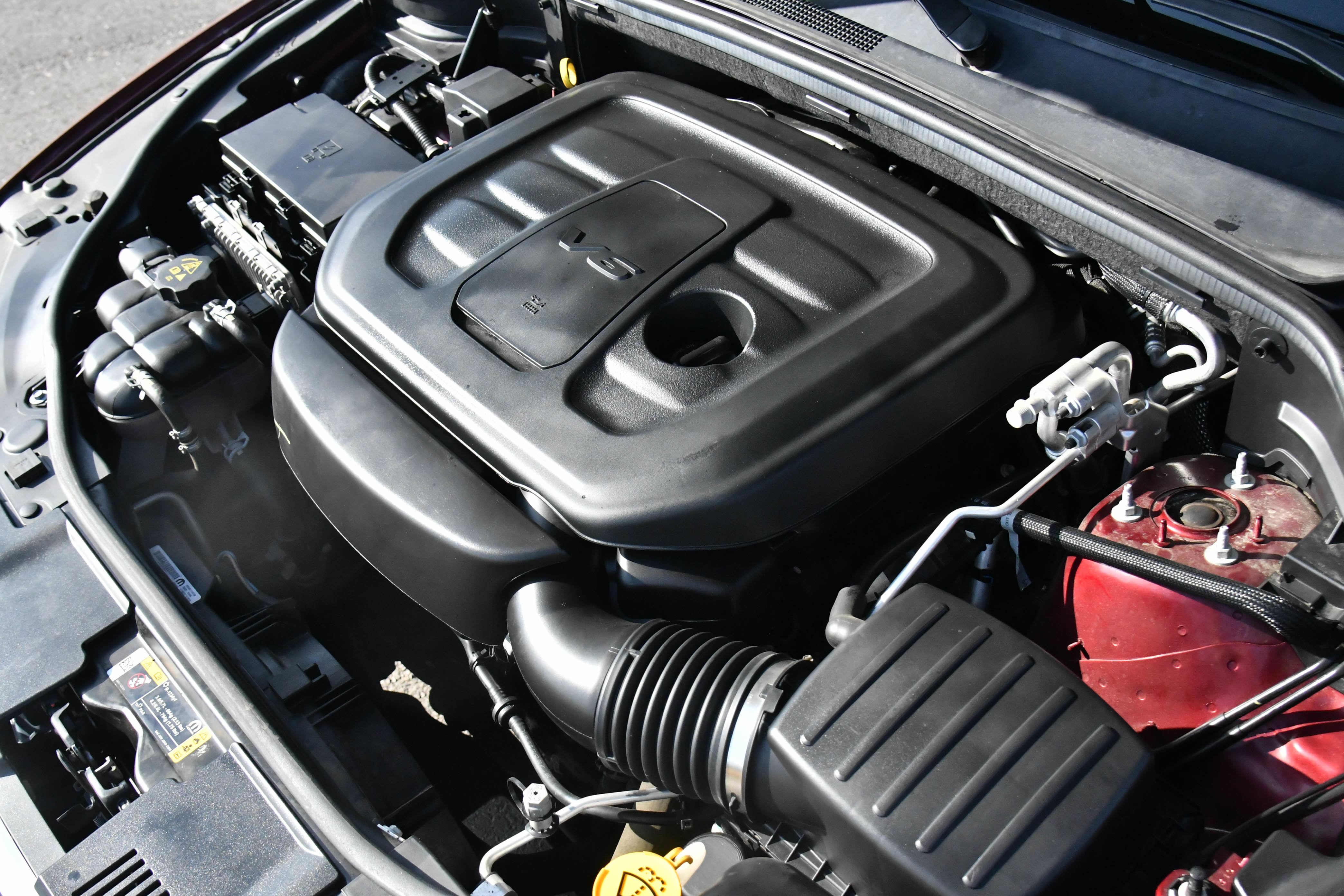 Used 2022 Dodge Durango SXT image 46