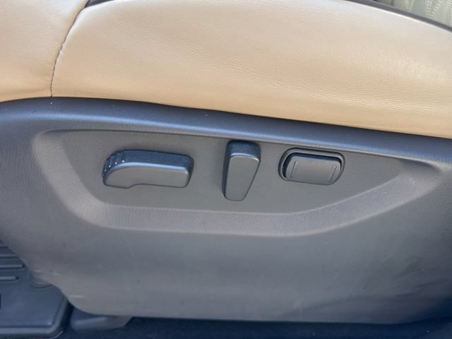 Used 2024 Nissan Armada Platinum w/ Captain's Chairs Package AWD/4WD image 13