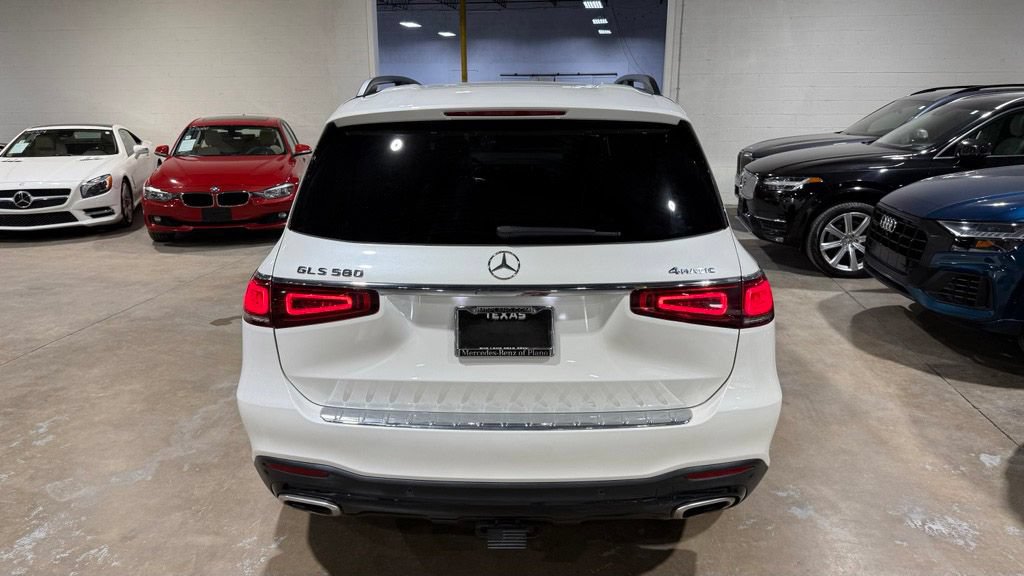 Used 2021 Mercedes-Benz GLS 580 4MATIC image 9