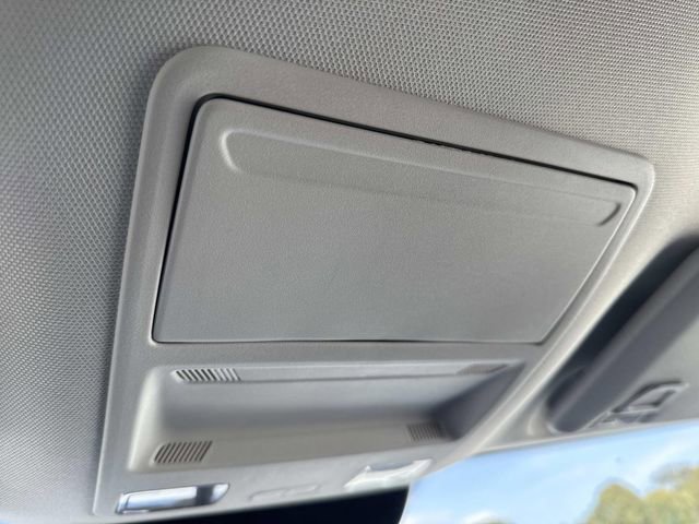 Used 2025 Ford Maverick XL w/ Equipment Group 102A image 29