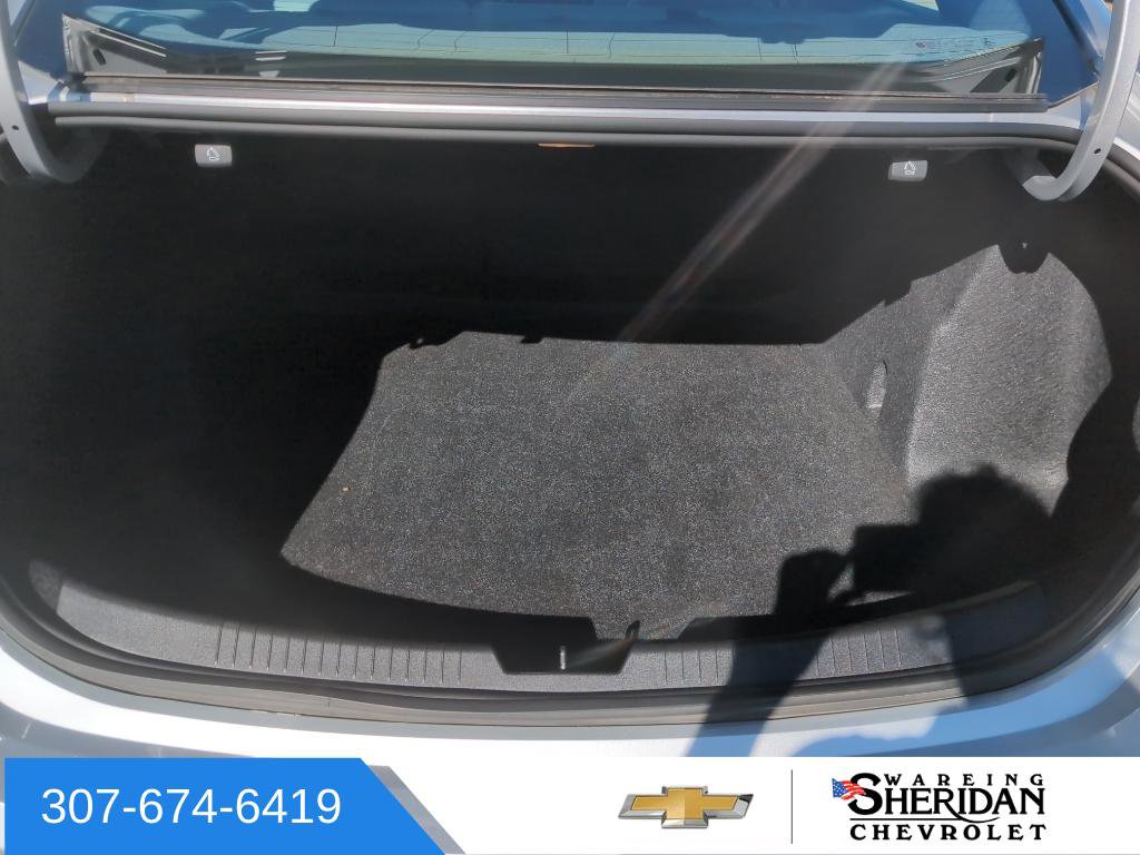 Used 2020 Chevrolet Malibu LT image 30