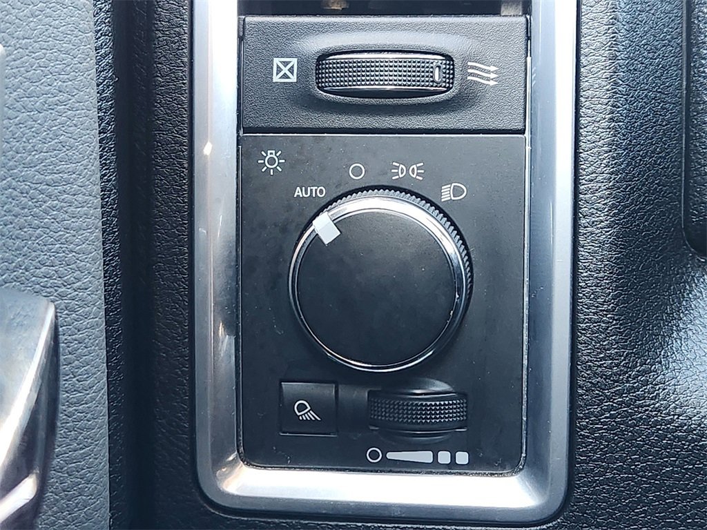 Used 2024 RAM 1500 Classic SLT image 23