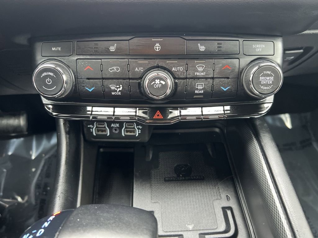 Used 2021 Dodge Durango R/T w/ Blacktop Package image 21