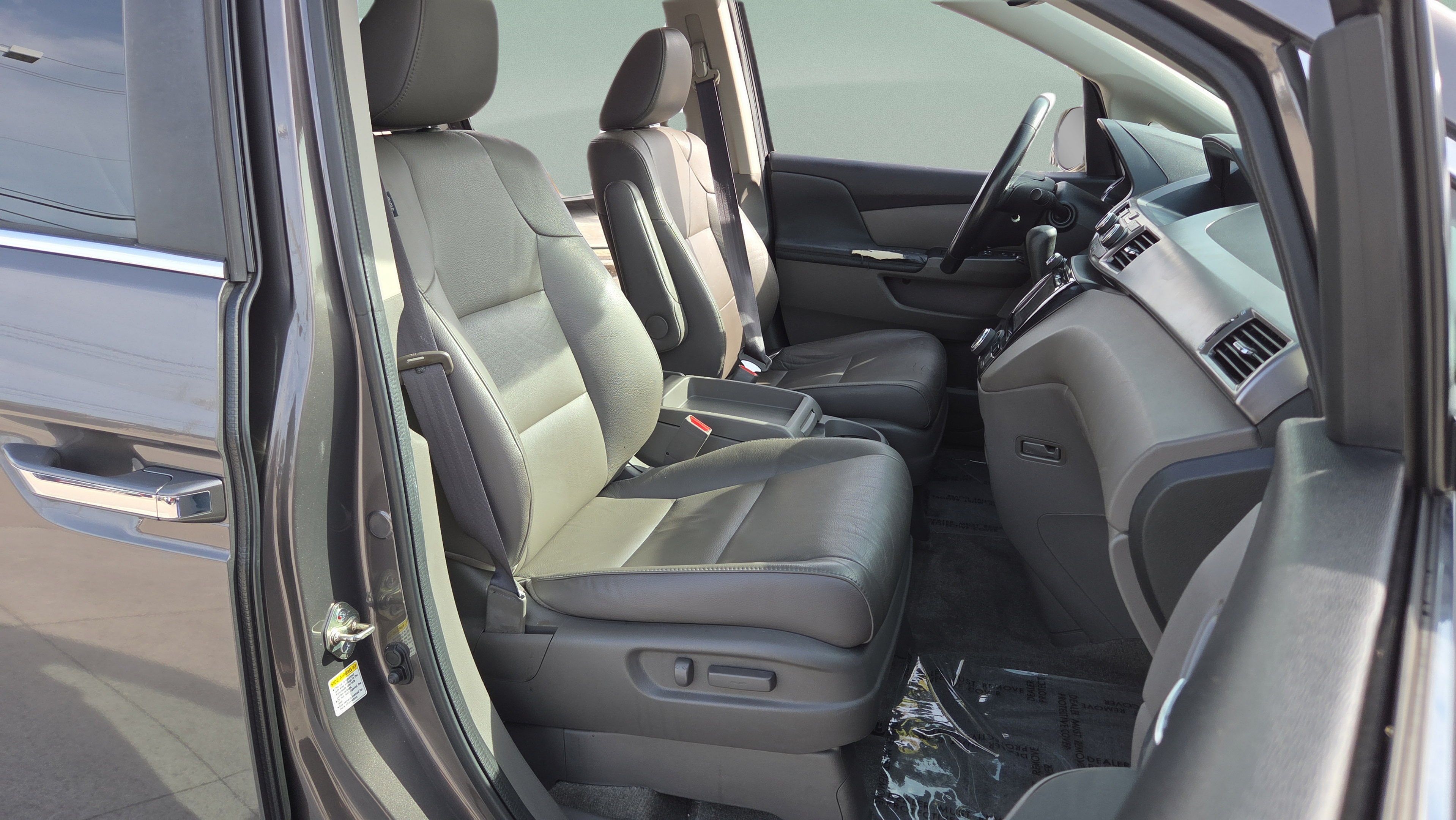 Used 2015 Honda Odyssey EX-L image 17