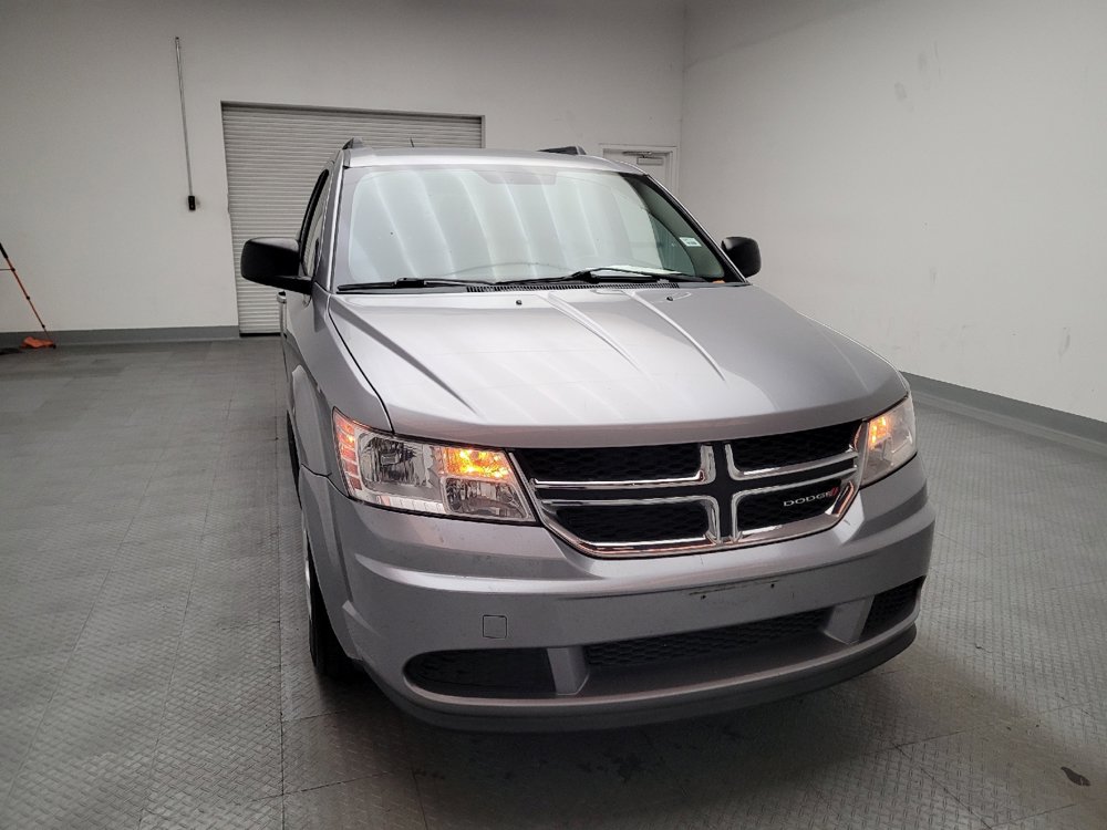 Used 2017 Dodge Journey SE w/ Flexible Seating Group FWD image 14