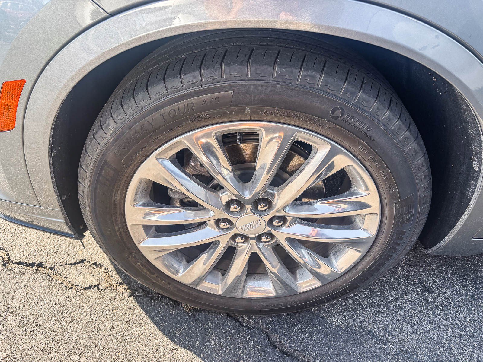Used 2023 Cadillac XT6 Premium Luxury image 12