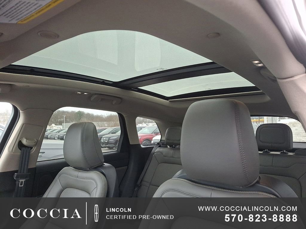 Certified 2025 Lincoln Corsair Reserve image 14