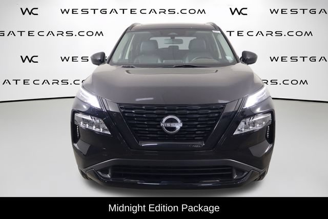 Used 2023 Nissan Rogue SV w/ SV Premium B Package FWD image 2