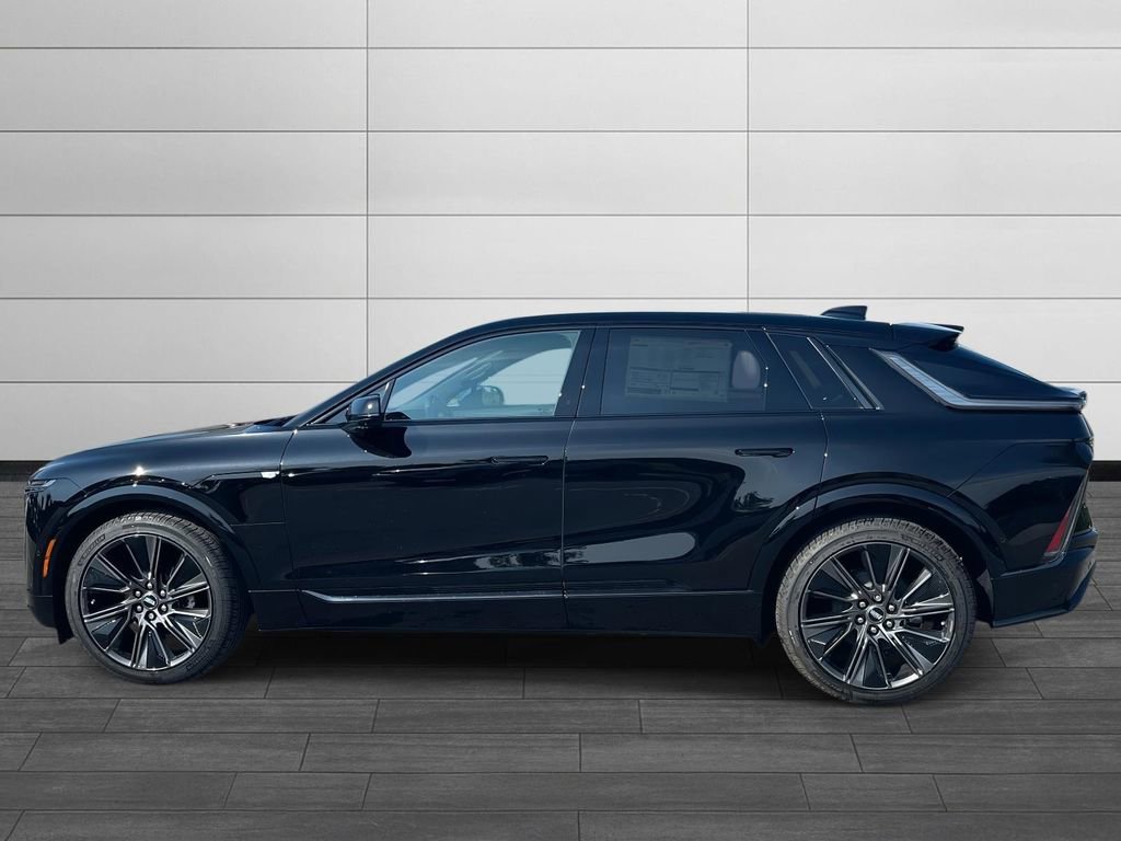 New 2026 Cadillac Lyriq Signature Sport image 2