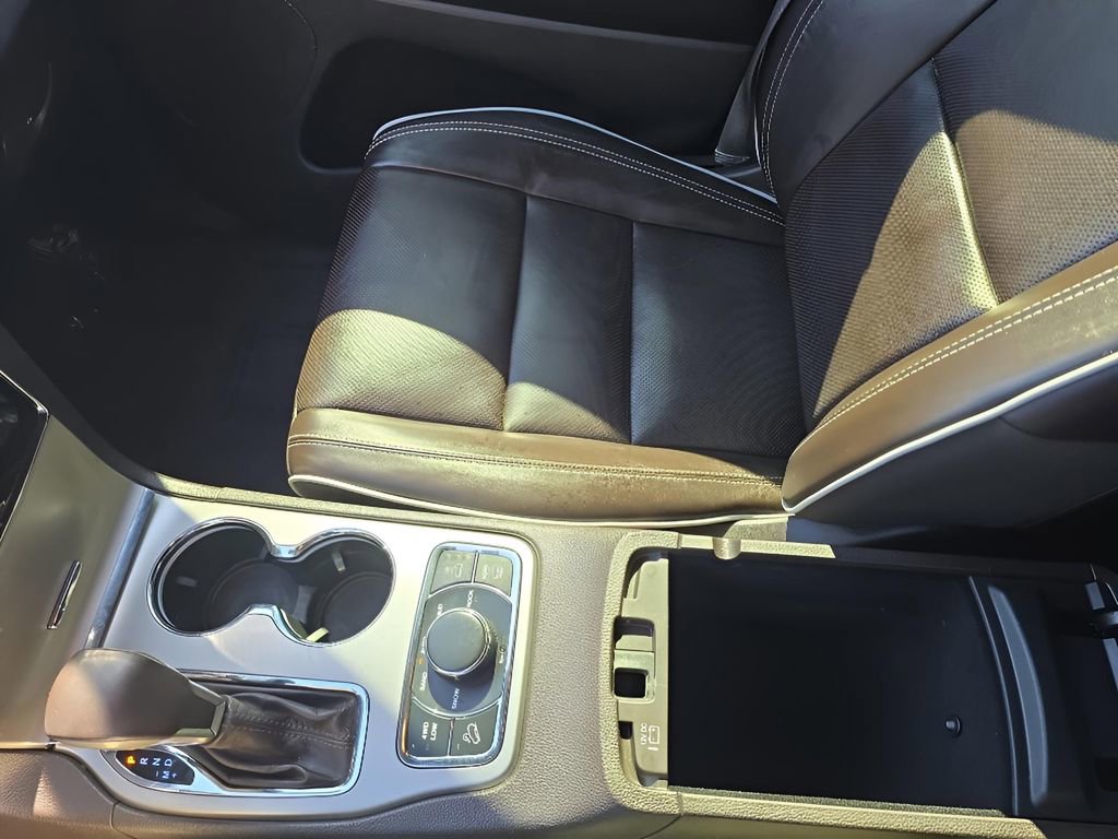 Used 2019 Jeep Grand Cherokee Overland image 38