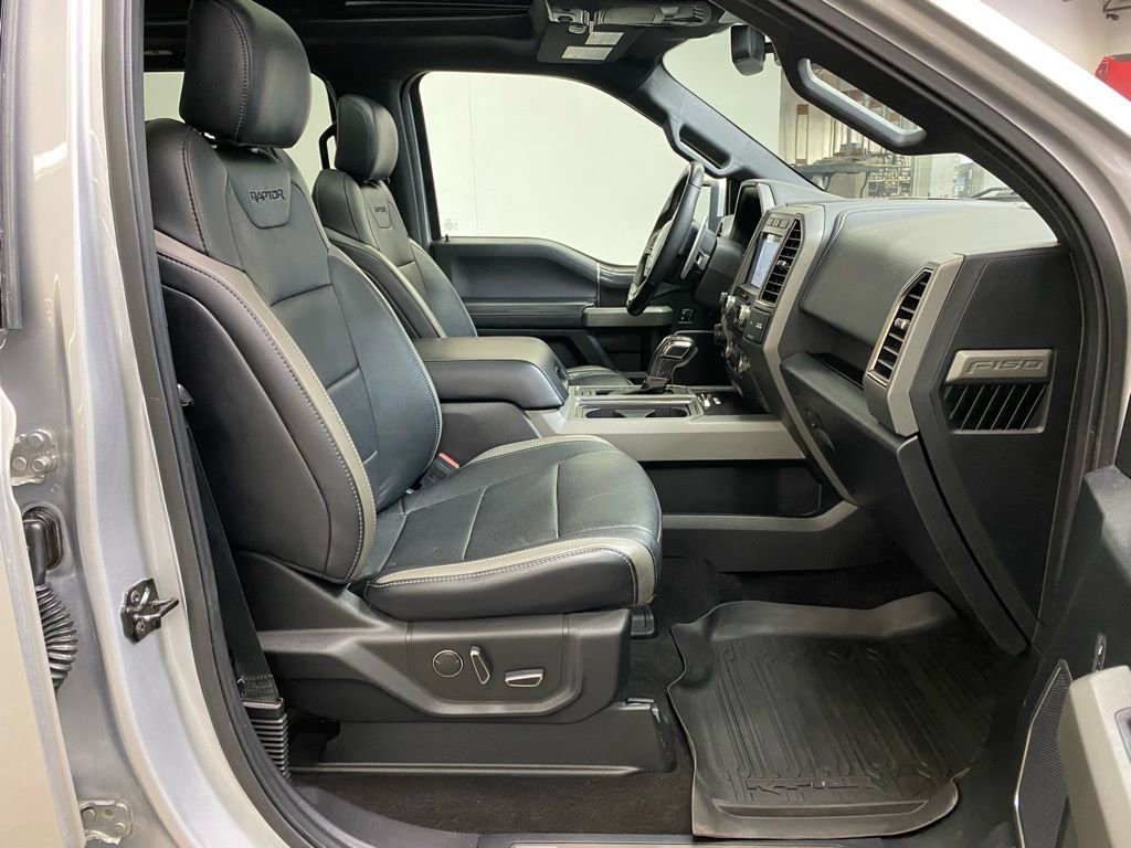 Used 2018 Ford F150 Raptor w/ Equipment Group 802A Luxury image 18