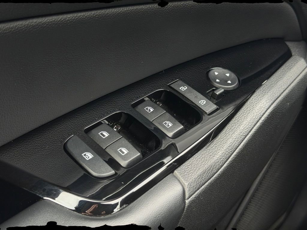 Used 2023 Kia Sportage EX FWD image 20
