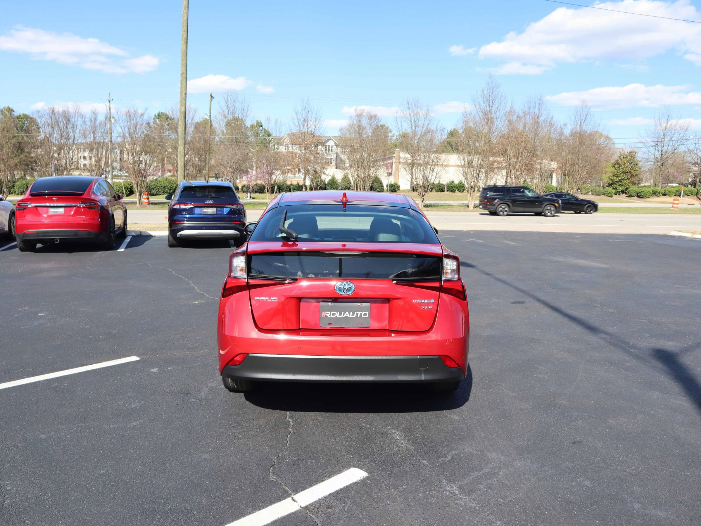 Used 2020 Toyota Prius XLE image 9