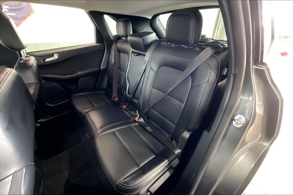 Used 2025 Ford Escape Platinum AWD/4WD image 14