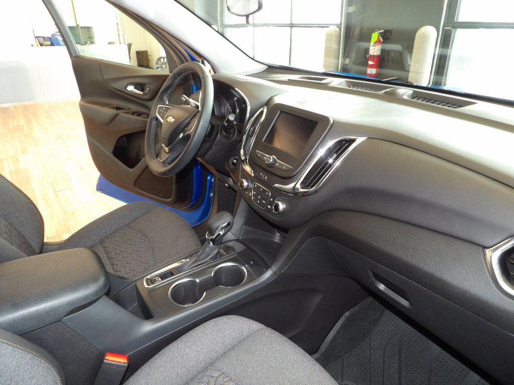 Used 2024 Chevrolet Equinox LT w/ LPO, Floor Liner Package FWD image 13