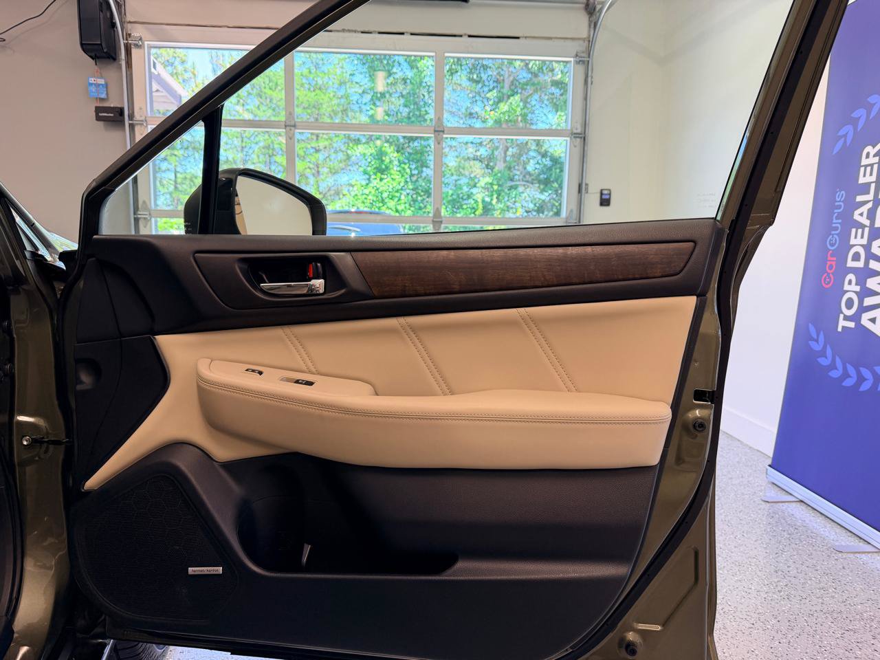 Used 2018 Subaru Outback 2.5i Limited AWD/4WD image 24