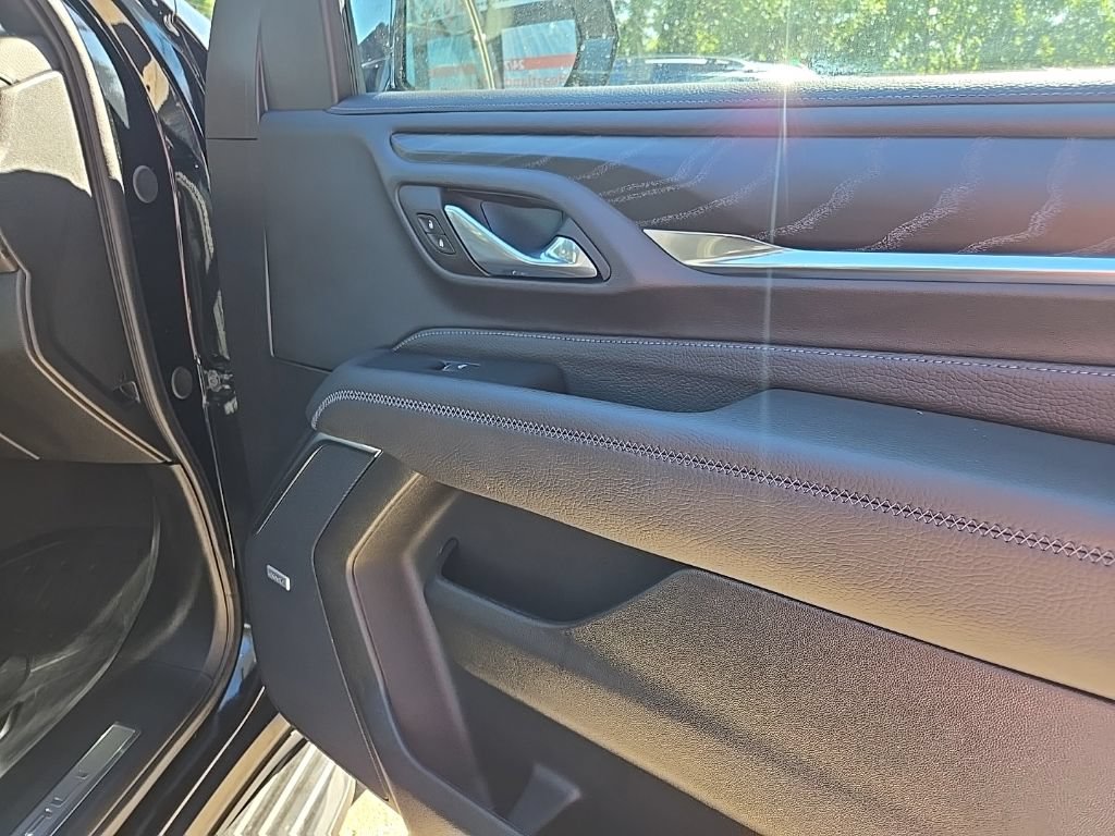 Used 2024 GMC Yukon XL Denali w/ Advanced Technology Package AWD/4WD image 78
