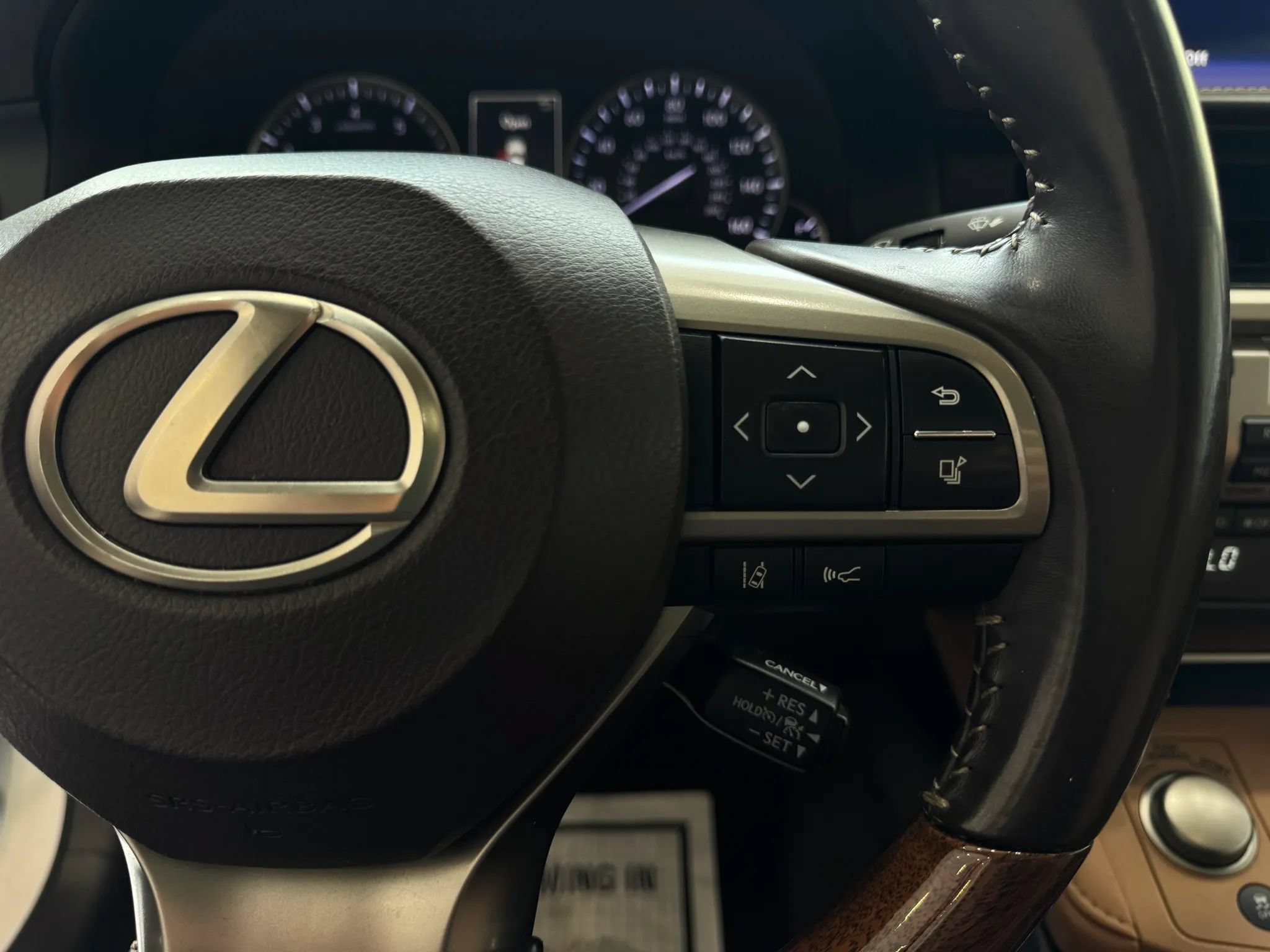 Used 2018 Lexus ES 350 w/ Premier Package FWD image 16