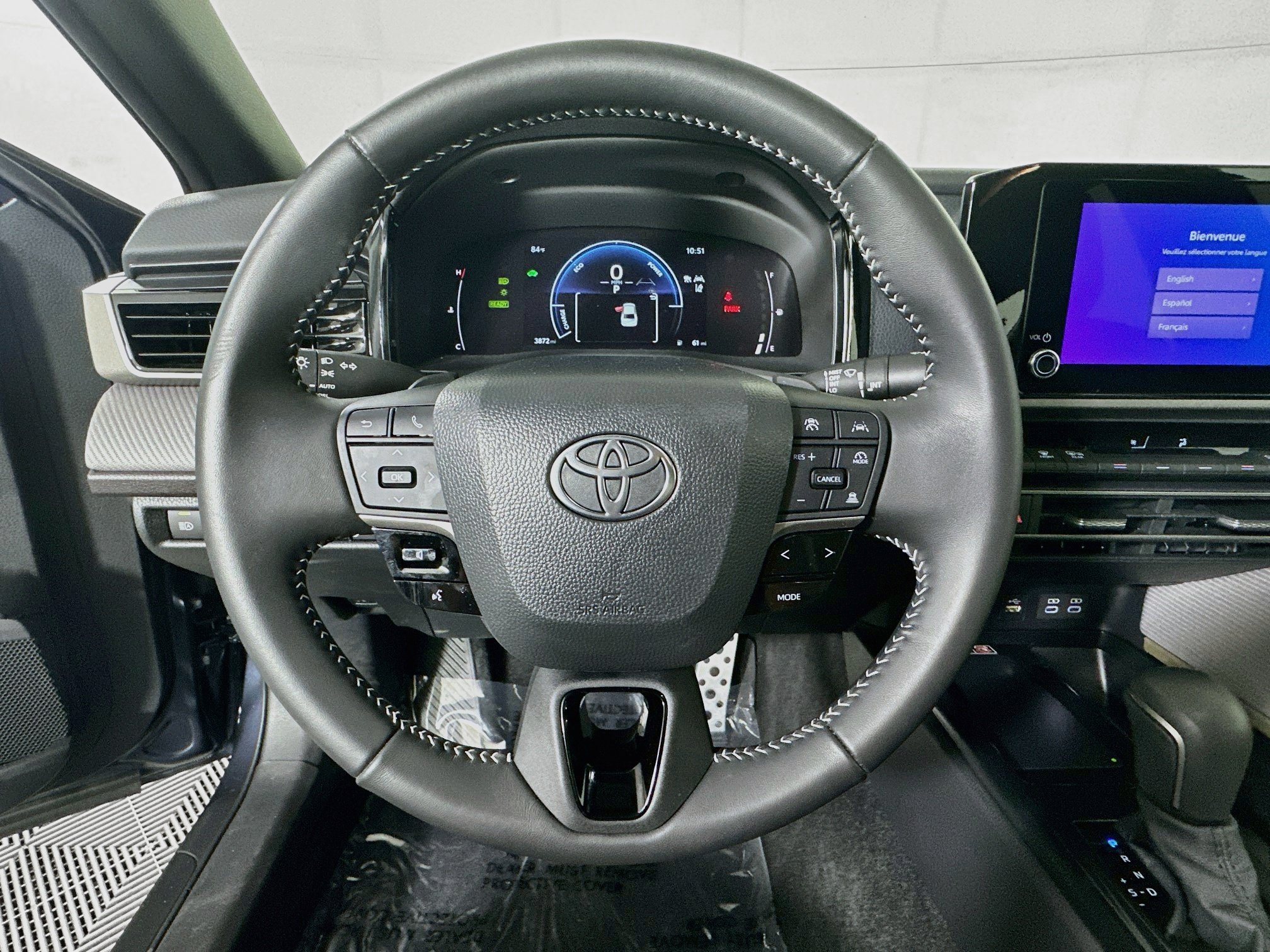 Used 2026 Toyota Camry SE FWD image 15