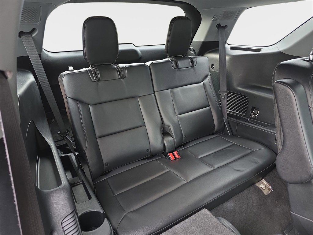 Used 2022 Ford Explorer Limited image 16