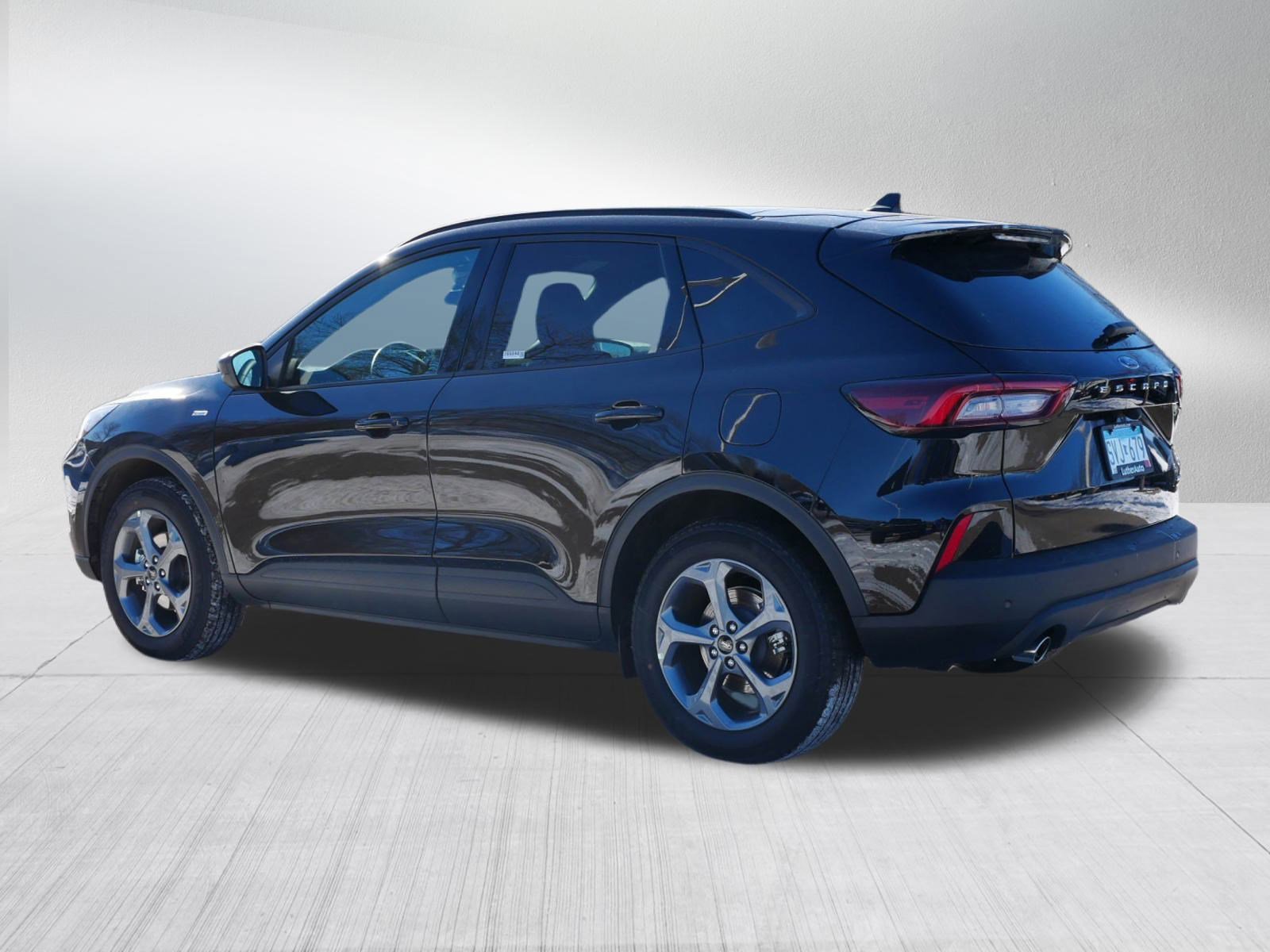 Used 2026 Ford Escape ST-Line w/ Tech Pack #1 AWD/4WD image 5