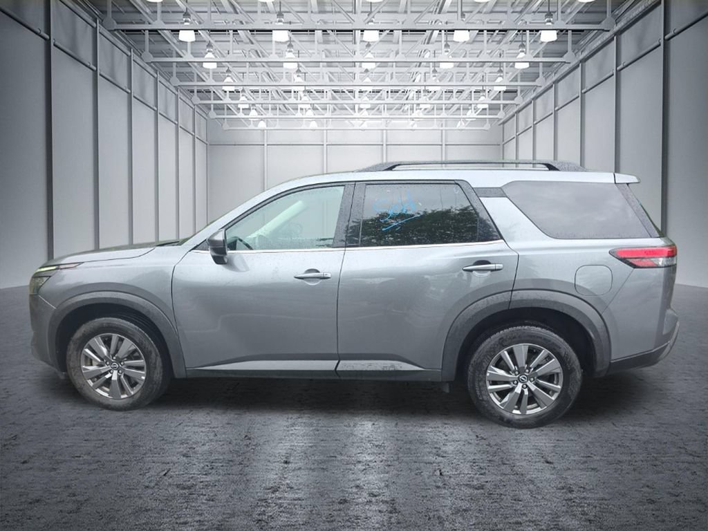 Certified 2025 Nissan Pathfinder SV AWD/4WD image 4